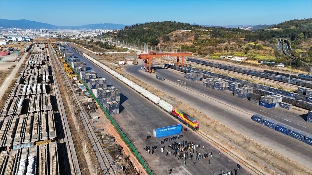 中央一号文件发布，支持县乡村流通基础设施建设更新；北京发布实施方案，坚持前沿技术与人工智能的双向赋能