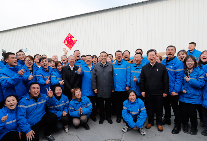 李克强：古诗讲＂家书抵万金＂，现在是＂快递暖人心＂