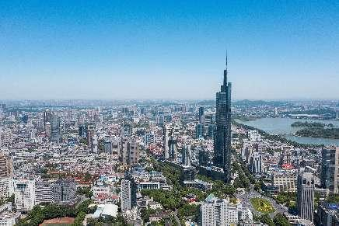 广东新能源产业集群营收2025年将破万亿元；上海闵行“先进能源装备及绿色低碳”千亿级产业集群添新成员